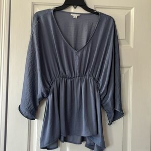 American Eagle brand blue women’s top